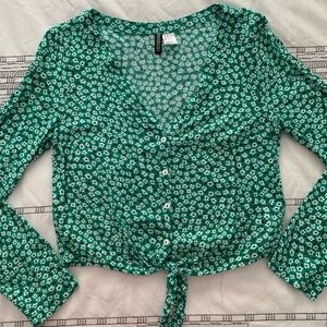 Long sleeve semi-crop top